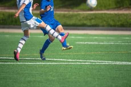 Zwei Fußballspieler